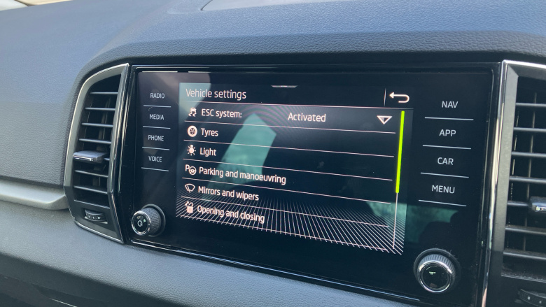 Skoda Karoq 1.5 TSI SE 5dr DSG Petrol Estate